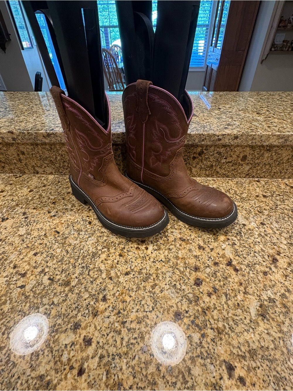 JUSTIN GYPSY Gemma Short Western Cowgirl Cowboy Boots Size 9 B Brown Pink